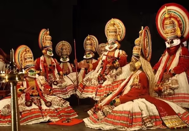 VIAJE DE YOGA Y AYURVEDA AL SUR DE INDIA